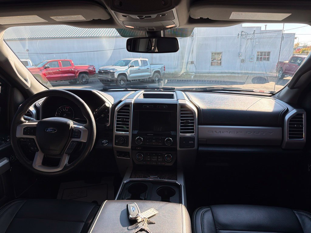 Used 2017 Ford F250 Lariat w/ Lariat Ultimate Package AWD/4WD image 14