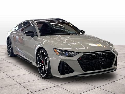 Used 2022 Audi RS 7 Sportback w/ Black Optic Package AWD/4WD image 2