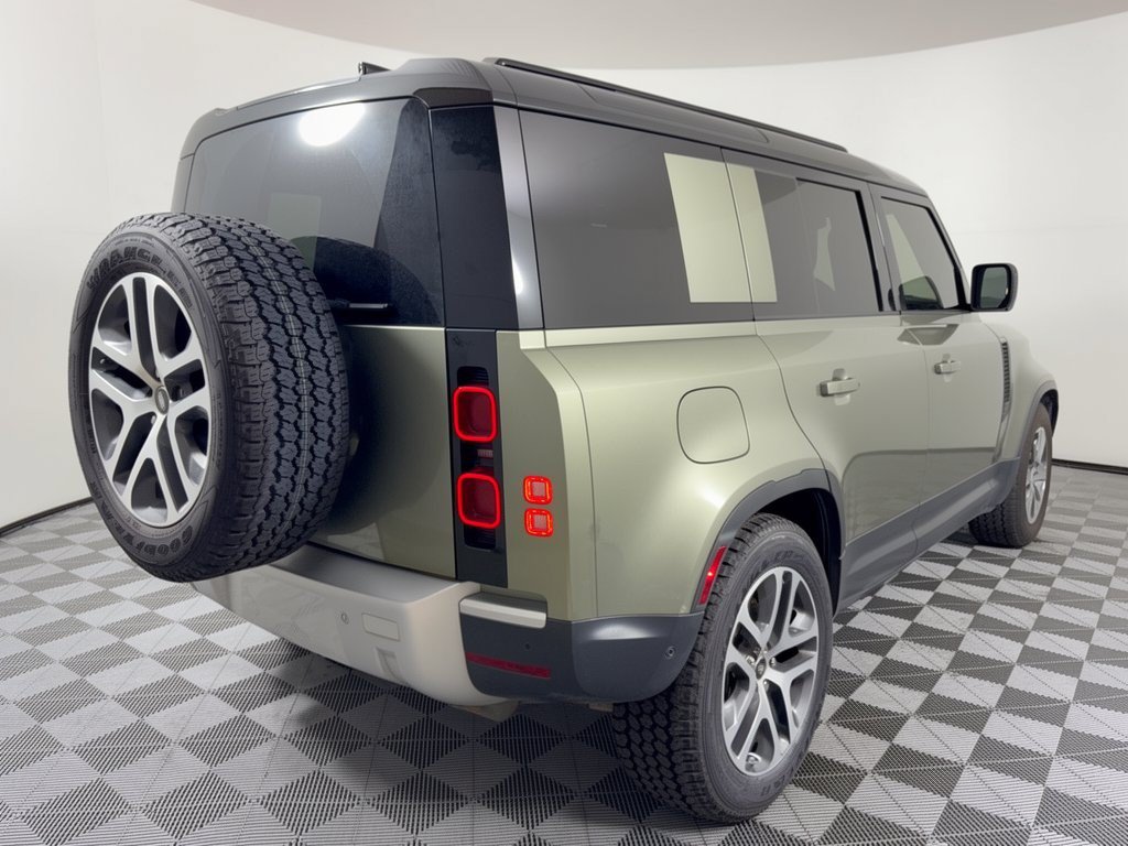 Used 2020 Land Rover Defender 110 HSE AWD/4WD image 9