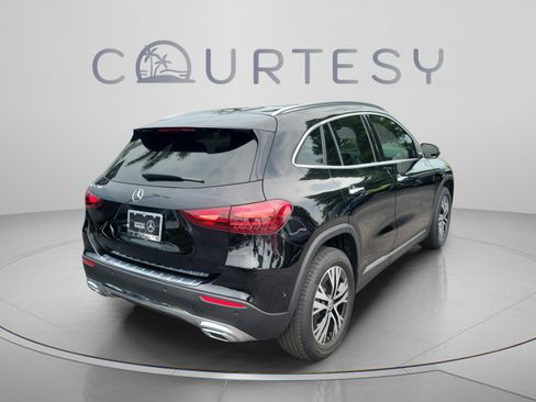 Certified 2025 Mercedes-Benz GLA 250 image 3