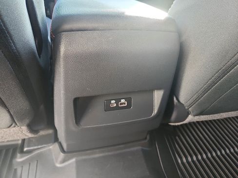 Used 2022 Nissan Frontier PRO-4X w/ Technology Package image 12