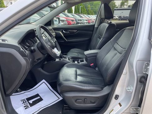 Used 2017 Nissan Rogue SL w/ SL Premium Package AWD/4WD image 21