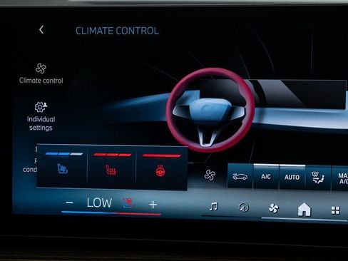 Used 2025 BMW X7 xDrive40i w/ Premium Package AWD/4WD image 34