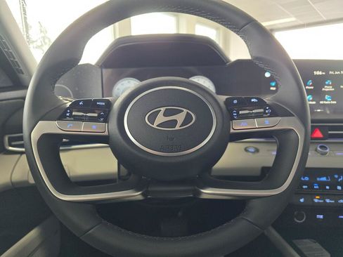 New 2026 Hyundai Elantra Limited FWD image 22