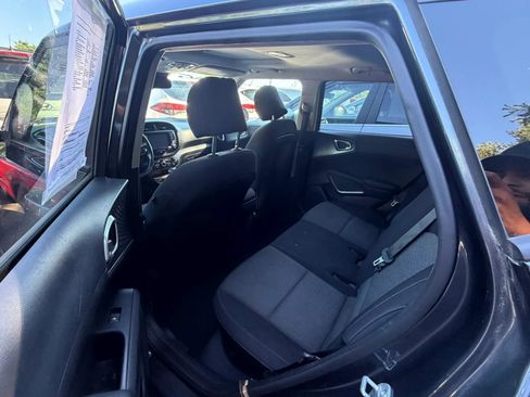 Used 2020 Kia Soul GT-Line w/ GT 2.0L Power Sunroof Package FWD image 32