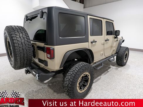 Used 2017 Jeep Wrangler Unlimited Sport w/ Quick Order Package 24S AWD/4WD image 5