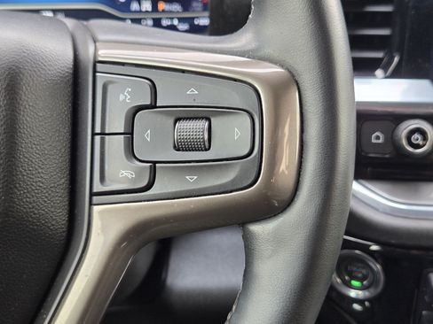 Used 2024 Chevrolet Silverado 2500 High Country w/ High Country Premium Package AWD/4WD image 29