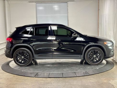 Used 2021 Mercedes-Benz GLA 250 4MATIC image 10