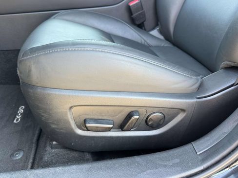 Used 2025 MAZDA CX-30 AWD 2.5 S w/ Preferred Package image 19