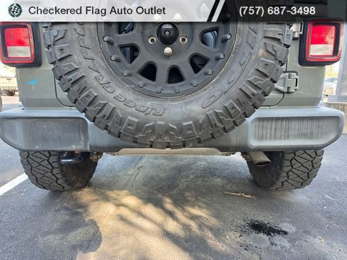 Used 2019 Jeep Wrangler Unlimited Sport image 7
