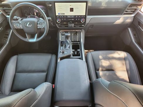 Used 2026 Lexus GX 550 w/ Cold Area Package AWD/4WD image 26