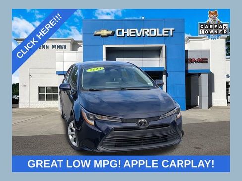 Used 2024 Toyota Corolla LE image 1