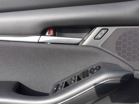 New 2026 MAZDA MAZDA3 s image 11