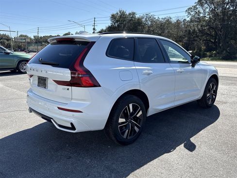 New 2026 Volvo XC60 B5 Core w/ Climate Package image 5