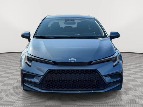 Used 2023 Toyota Corolla SE FWD image 2