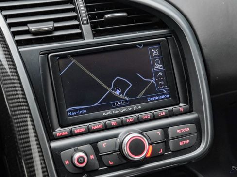 Used 2010 Audi R8 V10 image 77