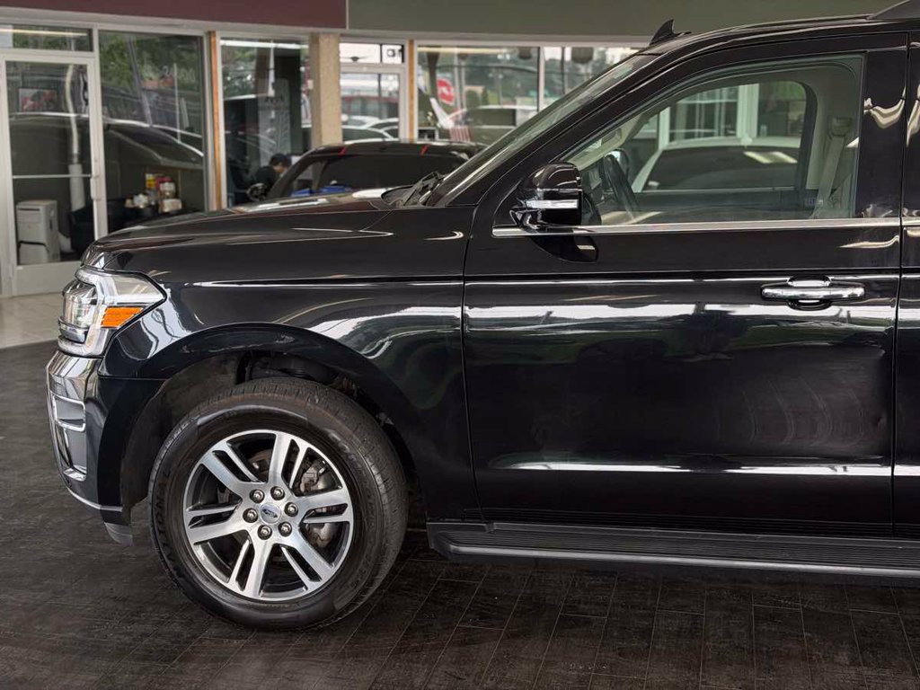 Used 2024 Ford Expedition Max Limited AWD/4WD image 16