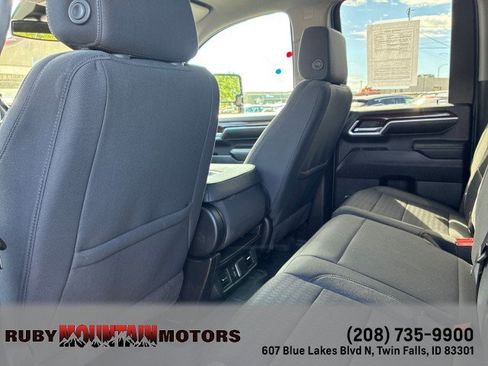 Used 2024 GMC Sierra 2500 SLE AWD/4WD image 24