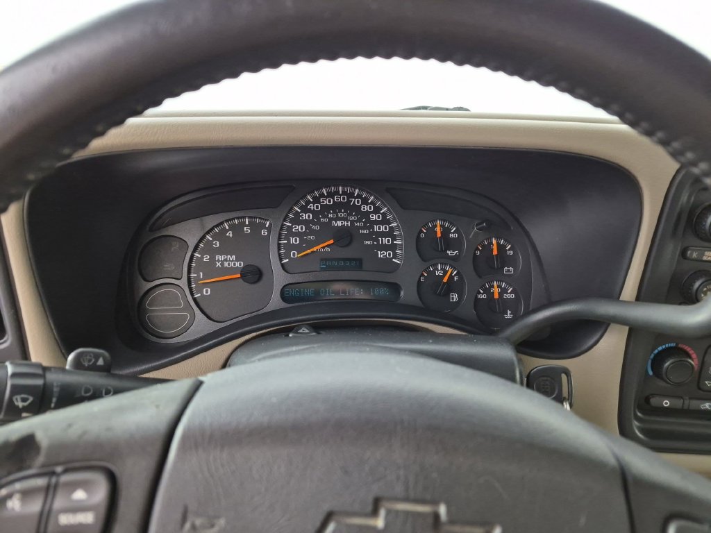 Used 2004 Chevrolet Silverado 1500 LT w/ Light Duty Power Package RWD image 20