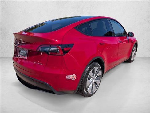 Used 2021 Tesla Model Y Long Range AWD/4WD image 5