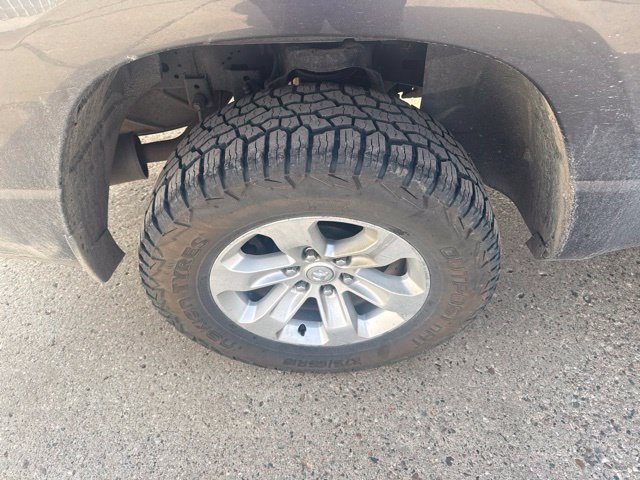 Used 2024 RAM 1500 Laramie AWD/4WD image 17