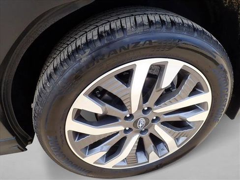 Used 2025 Subaru Forester Touring w/ Popular Package - Touring image 6