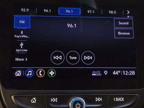 Used 2019 Chevrolet Equinox Premier image 25