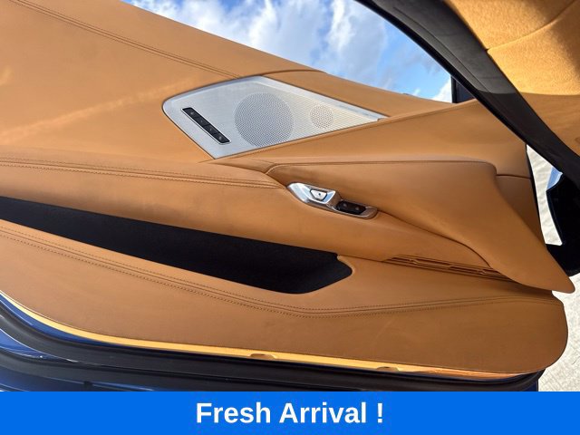 Used 2021 Chevrolet Corvette Stingray Premium Conv w/ Z51 Performance Package RWD image 11