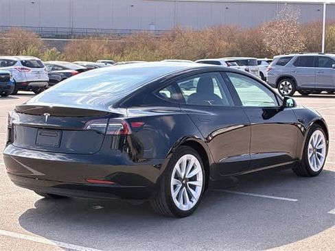 Used 2023 Tesla Model 3 Standard Range image 6