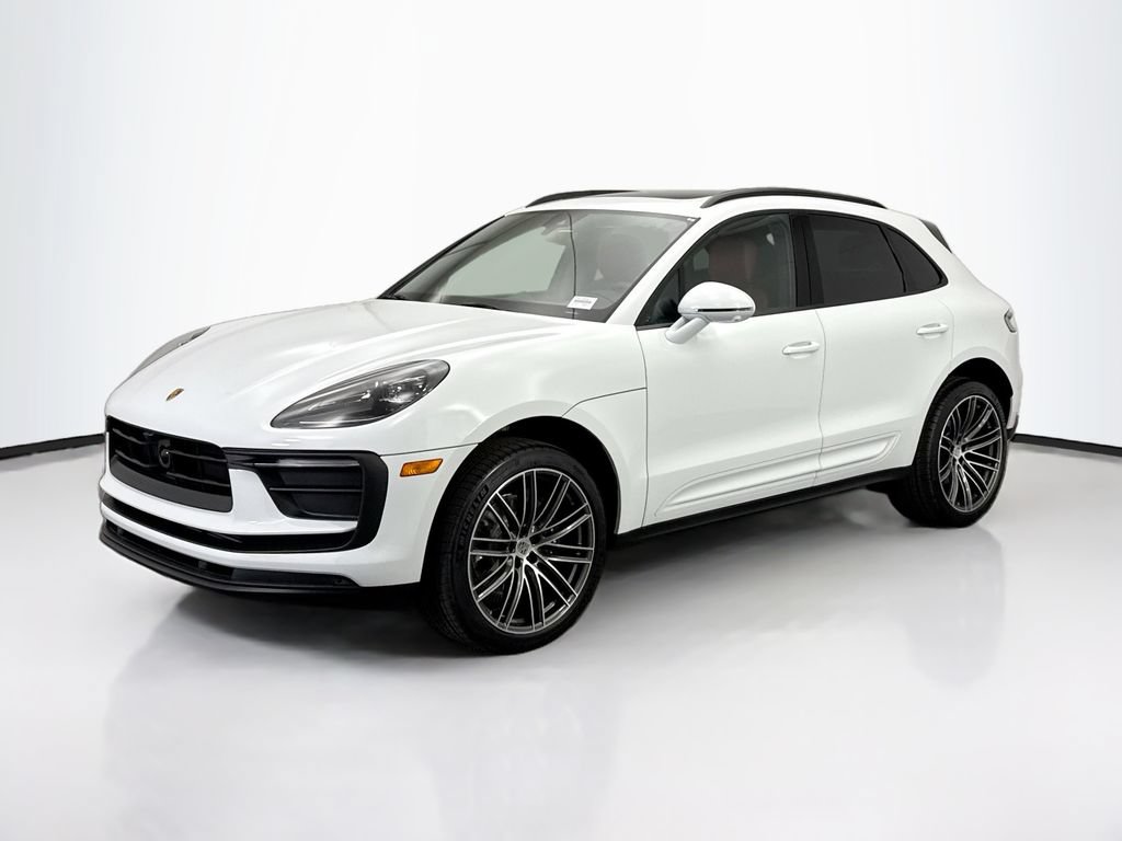 Used 2026 Porsche Macan AWD/4WD image 1