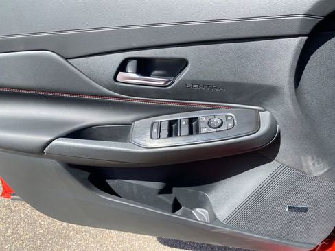 New 2026 Nissan Sentra SR image 12