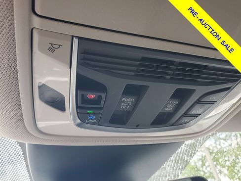 Used 2024 Acura MDX FWD image 34