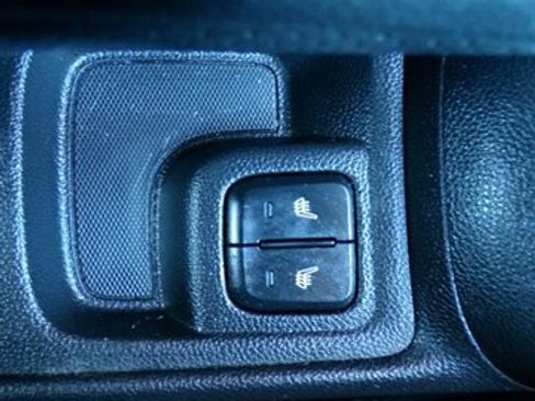 Used 2016 Chevrolet Spark LT w/ Driver Confidence Package image 31