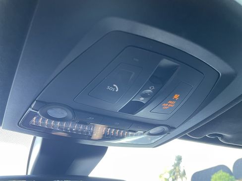Used 2013 BMW M5 RWD image 34
