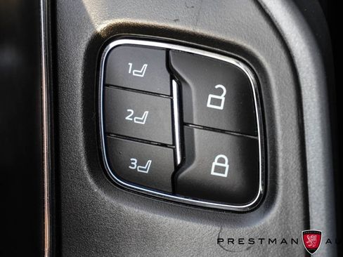 Used 2024 Ford F350 Lariat w/ FX4 Off-Road Package image 36