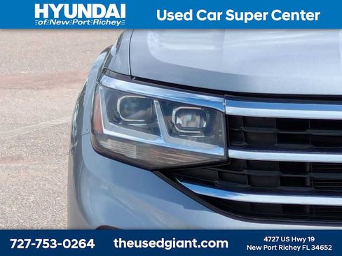 Used 2022 Volkswagen Atlas SE FWD image 9