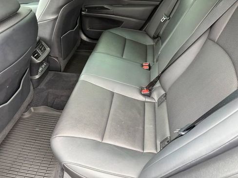 Certified 2021 Lexus ES 250 w/ Premium Package image 26