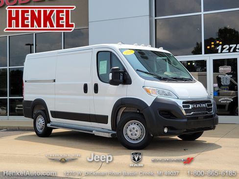 Used 2025 RAM ProMaster 2500 w/ U-Haul Equipment Group FWD image 1