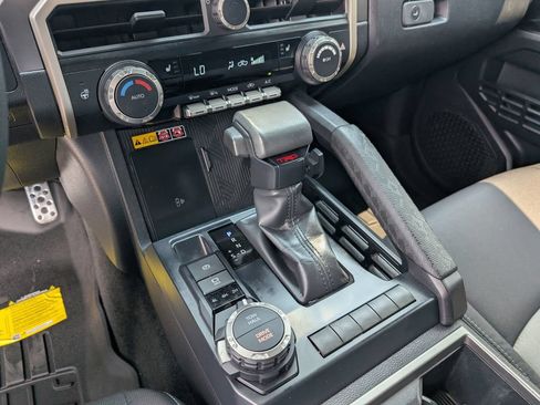 Used 2025 Toyota Tacoma TRD Sport w/ TRD Sport Upgrade Package AWD/4WD image 19