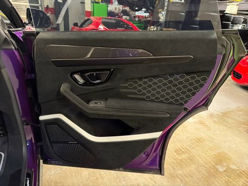 Used 2023 Lamborghini Urus Performante image 38