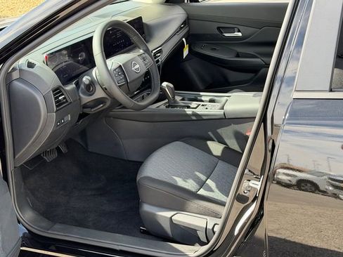 New 2026 Nissan Sentra SV FWD image 11