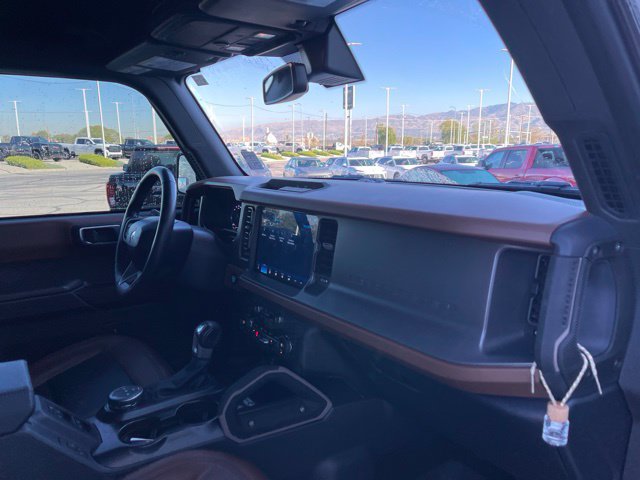 Used 2024 Ford Bronco Outer Banks AWD/4WD image 17