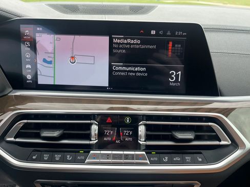 Used 2021 BMW X5 xDrive40i w/ Premium Package image 16