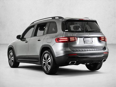 New 2026 Mercedes-Benz GLB 250 4MATIC image 8