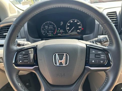 Used 2025 Honda Odyssey EX-L image 34