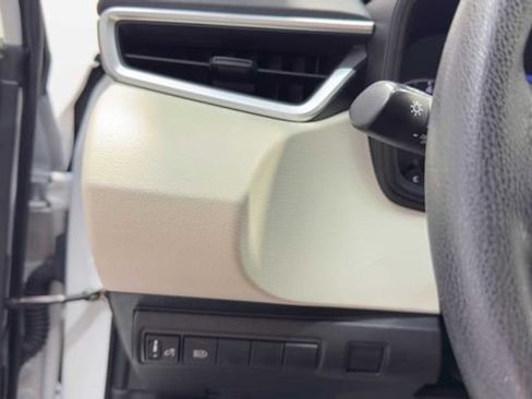 Used 2023 Toyota Corolla LE FWD image 31
