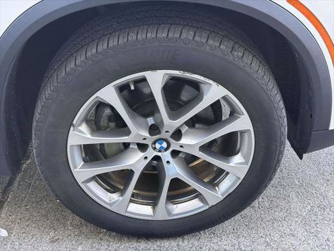Used 2020 BMW X5 xDrive40i w/ Convenience Package AWD/4WD image 10