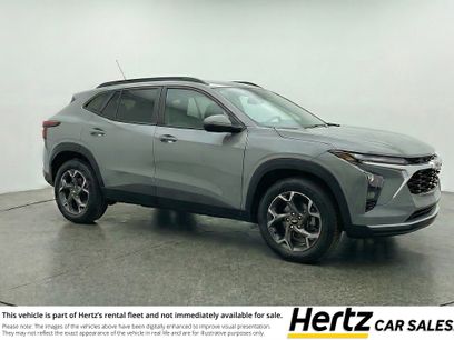 Used 2025 Chevrolet Trax LT