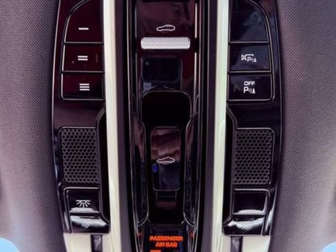 Used 2017 Porsche Panamera 4 AWD/4WD image 16
