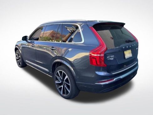 Used 2023 Volvo XC90 B6 Plus w/ Protection Package Premier AWD/4WD image 12